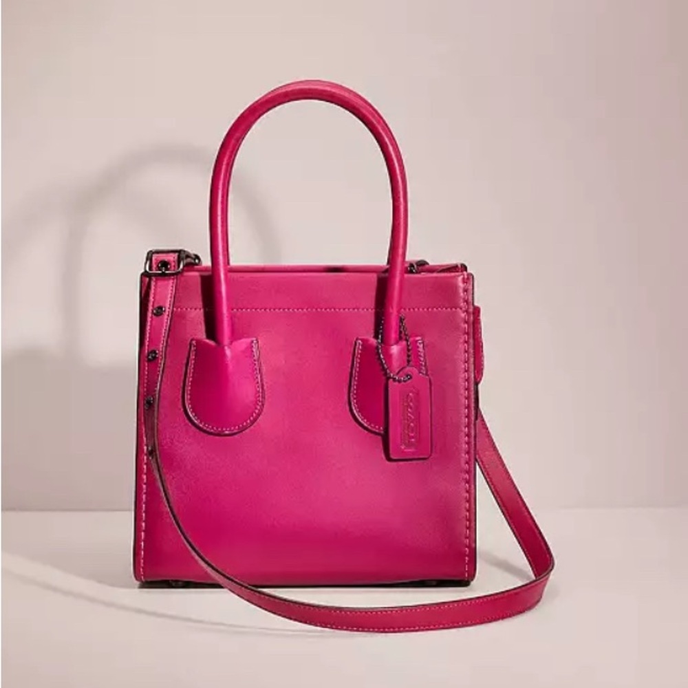 Coach CASHIN 22 in CERISE PINK